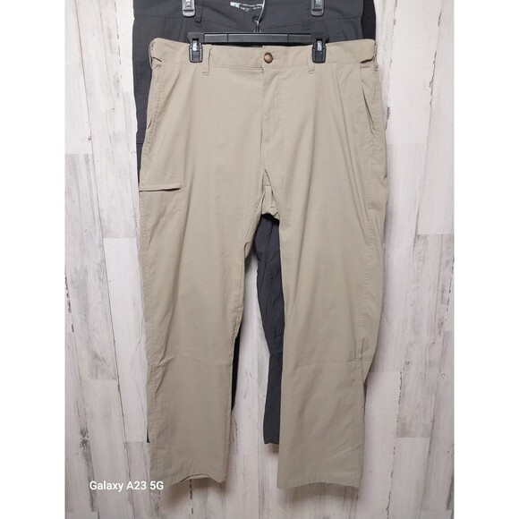 UB Tech Mens Cargo Utility Pants Size 38x34 Classic Fit Lot Of 3 Gorpcore Hiking - Picture 2 of 16